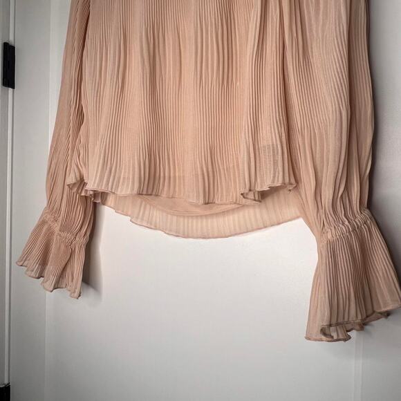 Zara pink medium pleated blouse mock neck top with ruffles and bell sleeves - Picture 3 of 3